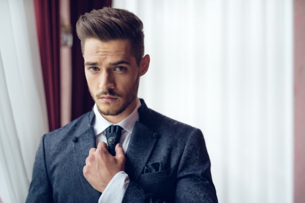 hairstyles that match winter outfits