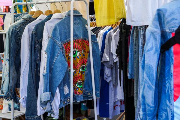 Benefits of buying secondhand clothes